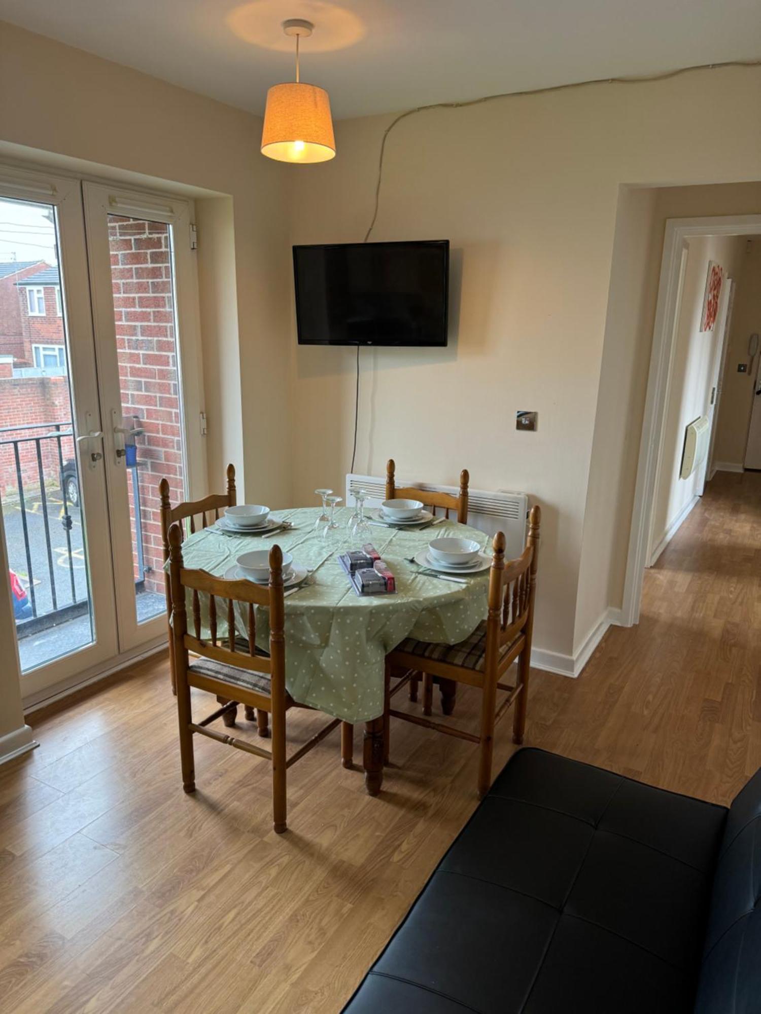 Modern, Quiet, Sleeps 9, Etihad, Coop Live, Manchester Kültér fotó