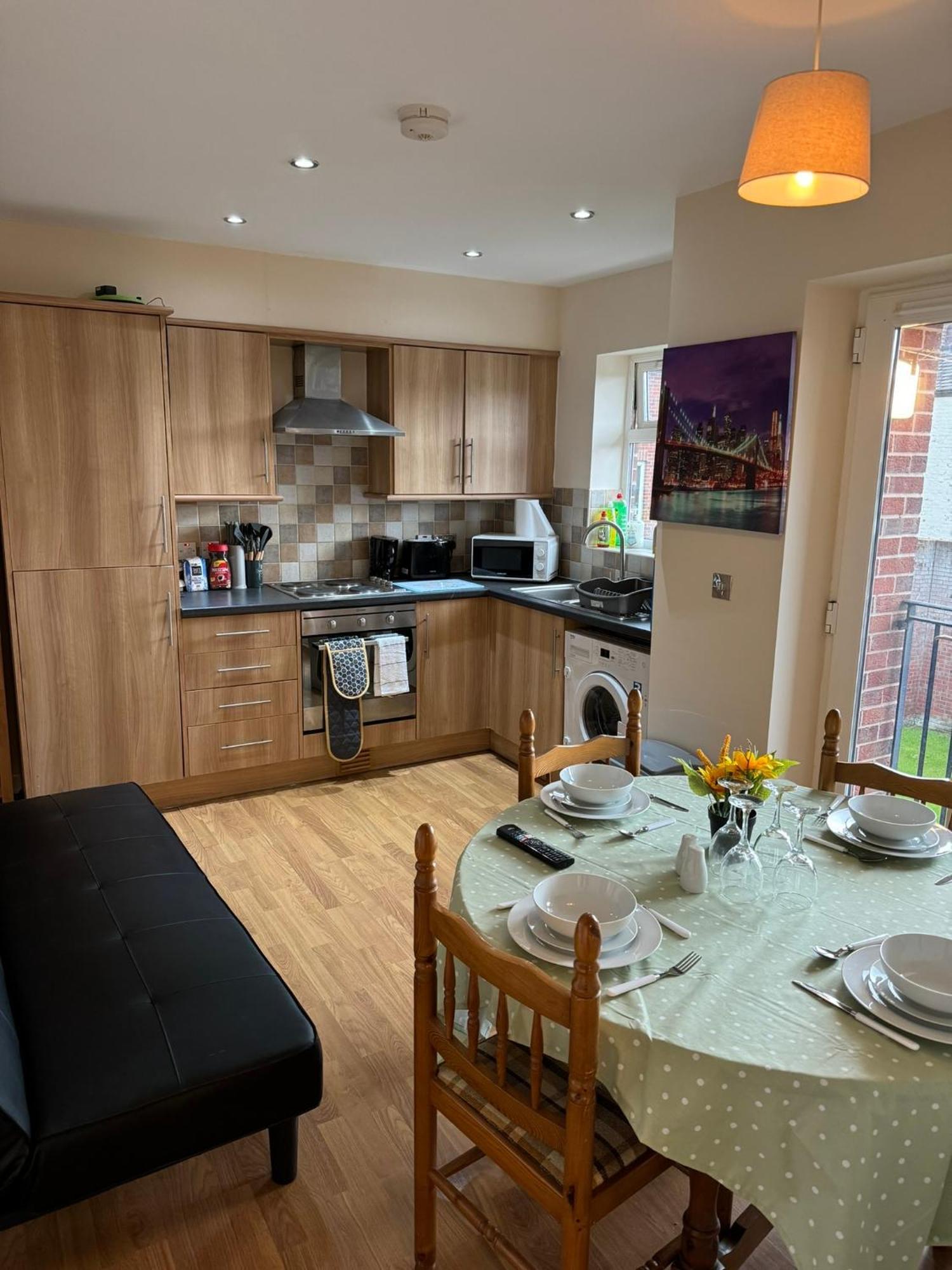 Modern, Quiet, Sleeps 9, Etihad, Coop Live, Manchester Kültér fotó